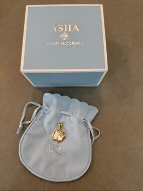 Asha by Ashley McCormick Small Kismet Charm